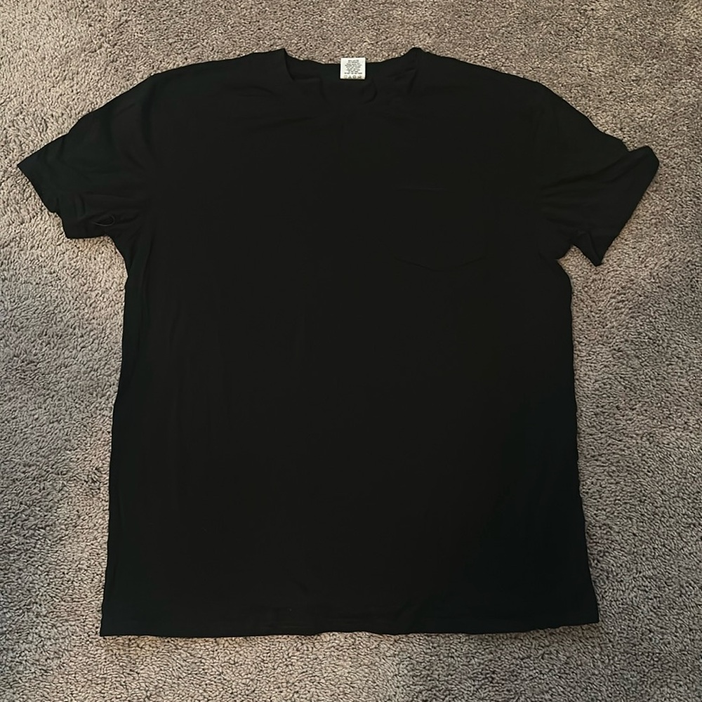 MEN’S NWOT ZYIA BLACK TEE SIZE LARGE
